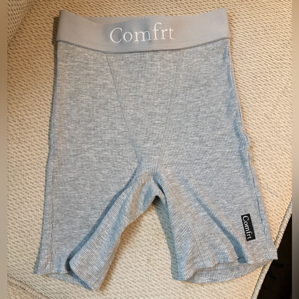 Comfrt Women's Gray Bike Shorts